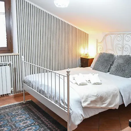 A Casa Di Lu' Elegant Monterotondo (Lazio)