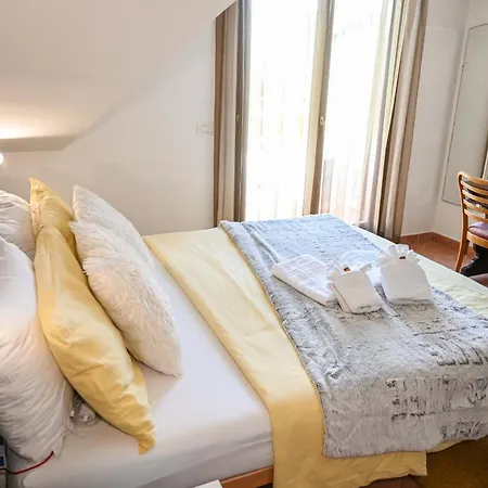 Konukevi A Casa Di Lu' Elegant